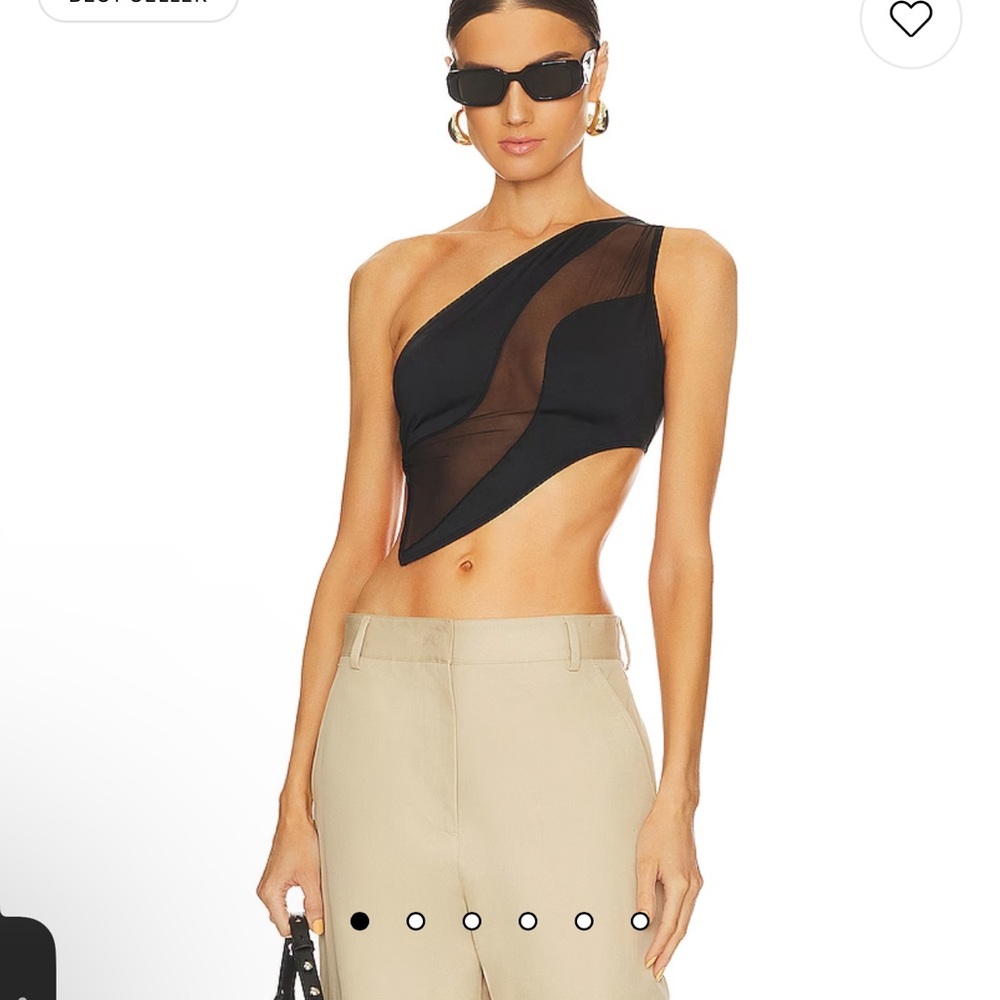 Curve Top in Black